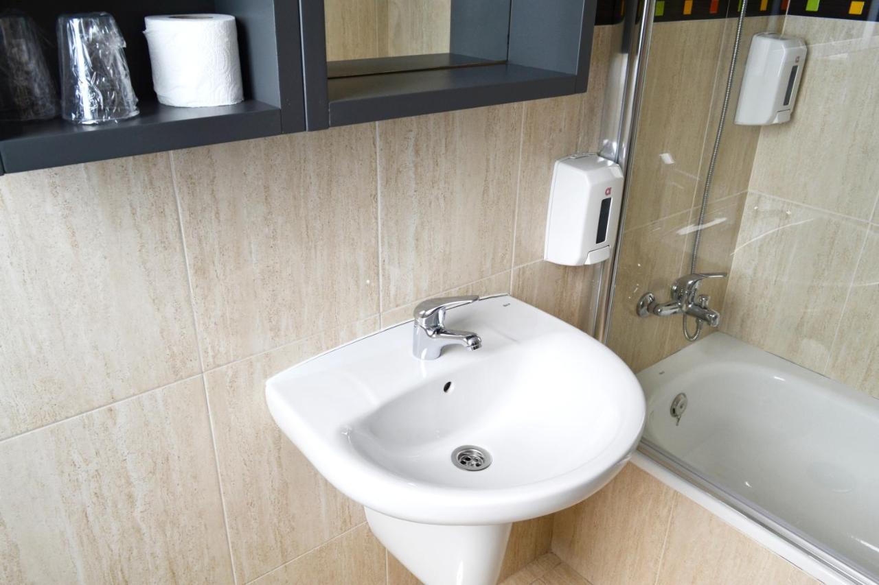 Hotel Alda Estacion ויגו מראה חיצוני תמונה