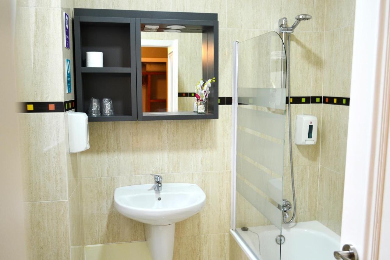 Hotel Alda Estacion ויגו מראה חיצוני תמונה